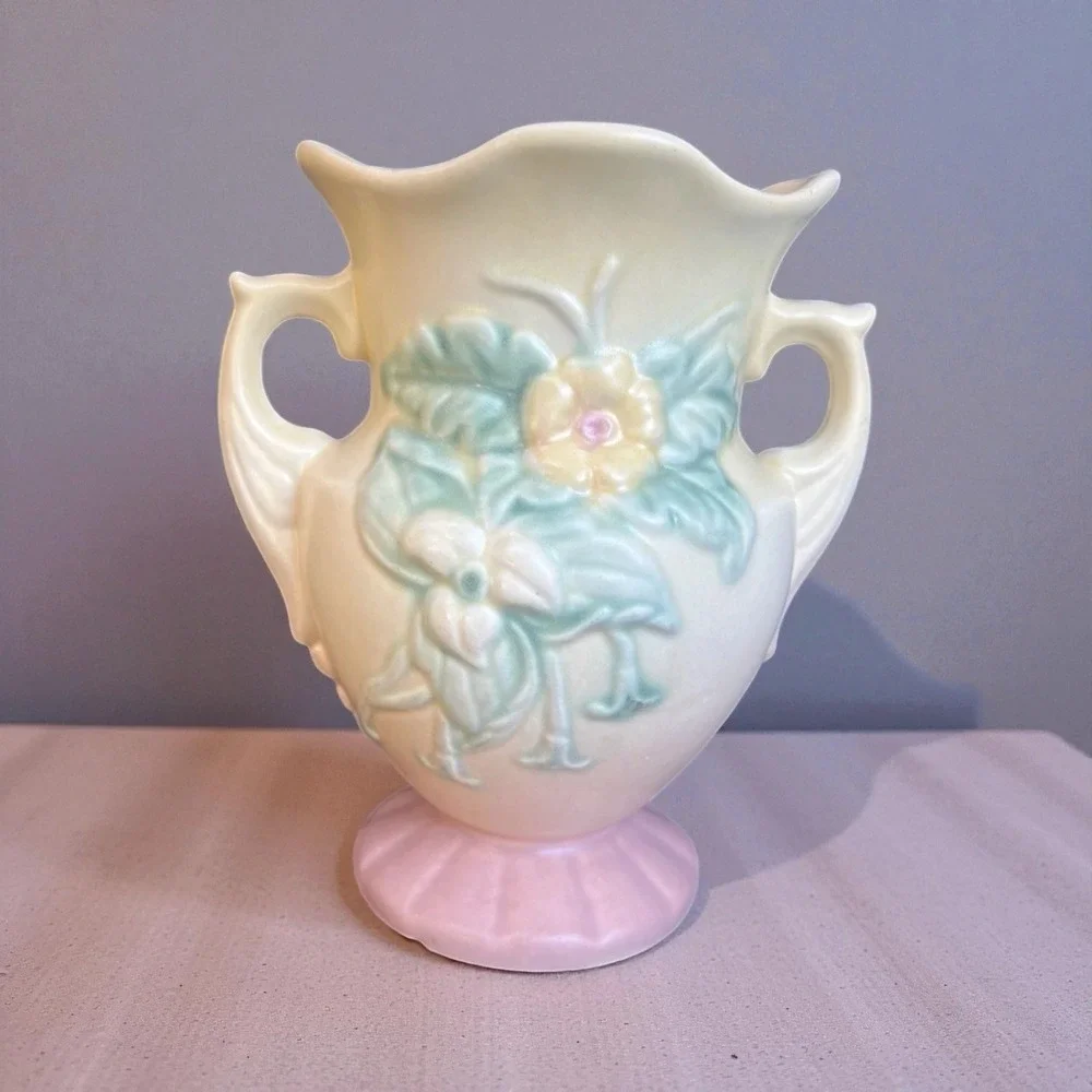 Vintage Hull Vase MCM Yellow Art Nouveau Pottery Wildflower Floral #W-4 6 1/2